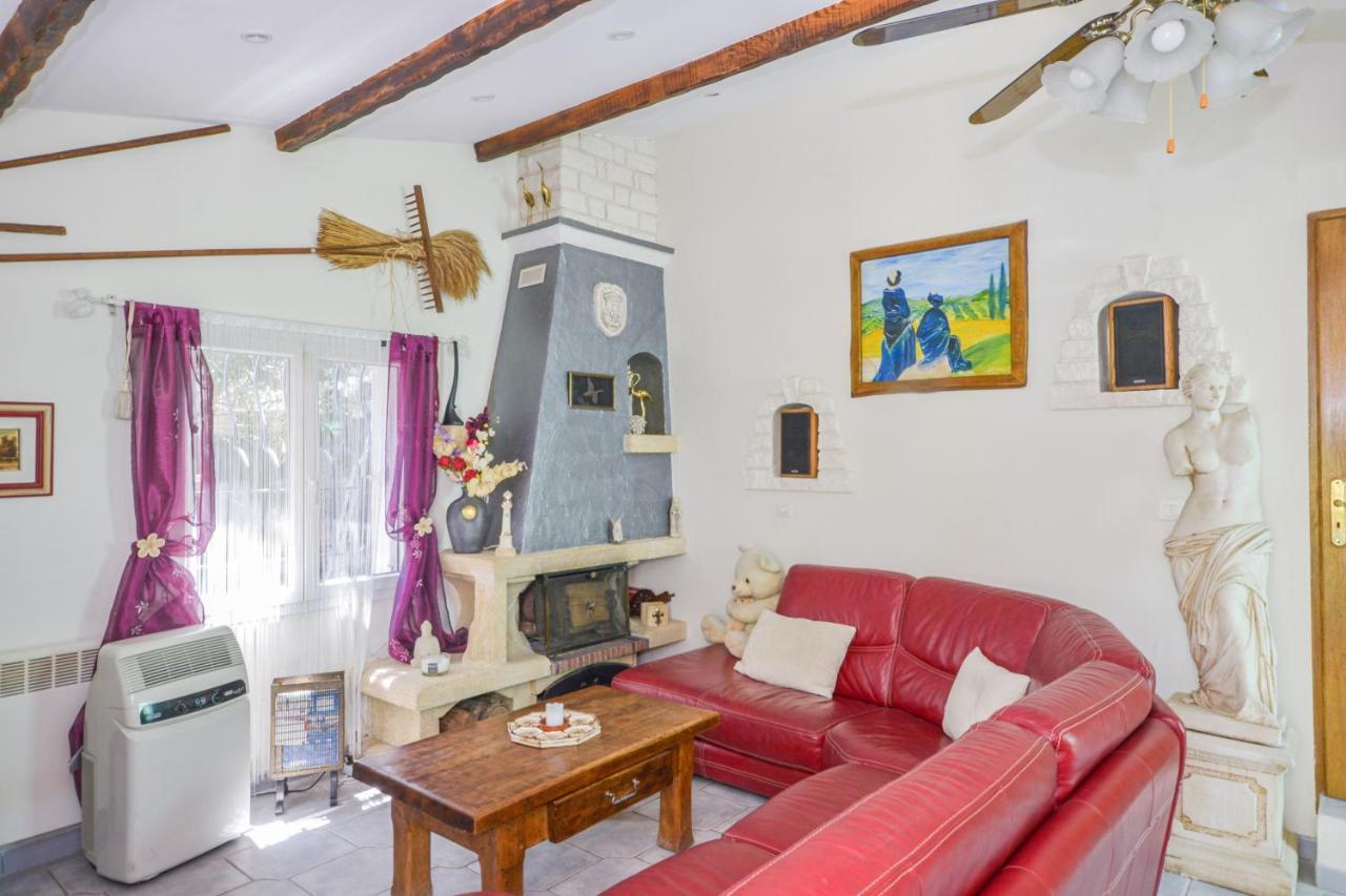 La Vaine Villa Istres Exterior photo